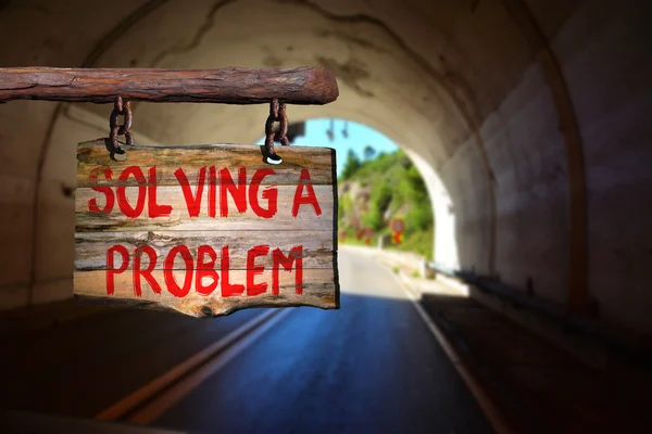Oplossen van een probleem motiverende zin teken — Stockfoto