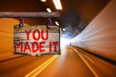 Motivasyonel ifade işareti yaptı