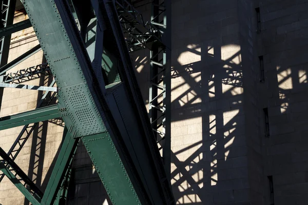 Schatten der Tyne Bridge — Stockfoto