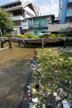 Nehir yüzeyi kirliliği 3