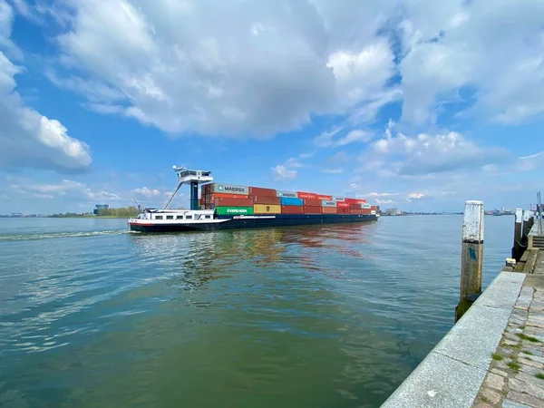 Transporte marítimo interior pase de vela Dordrecht 5 — Foto de Stock