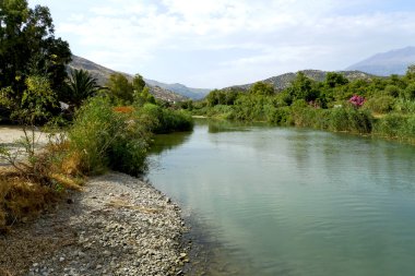 Agia Galini nehir yukarı seyir