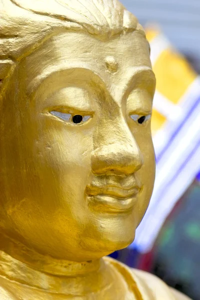 Buddha's face in the Grand Palace in Bangkok — Stock Photo, Image