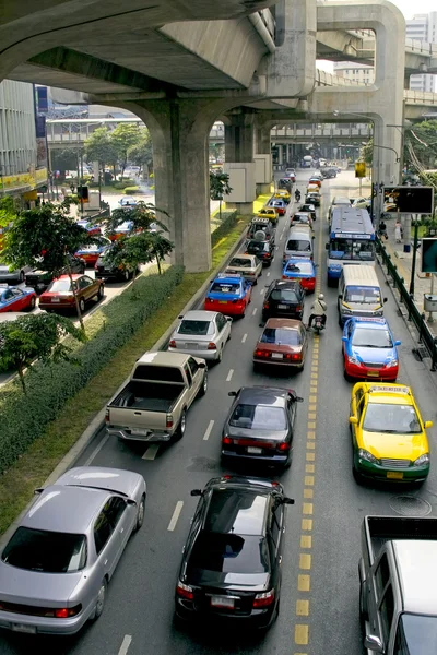 Bangkok tráfico de la ciudad en Tailandia — Foto de Stock