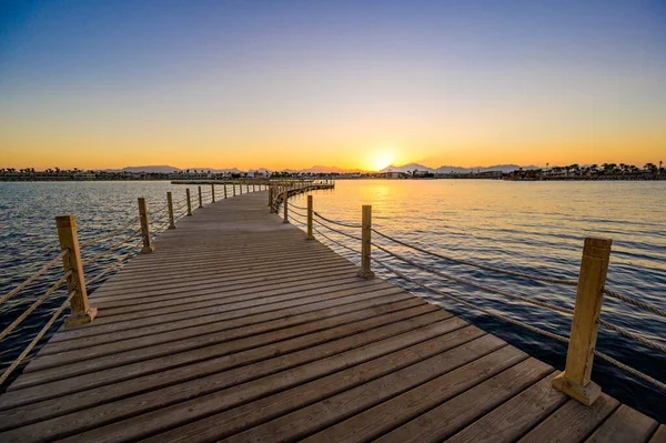 Houten Pier Aan Rode Zee Hurghada Bij Zonsondergang Uitzicht Promenade — Stockfoto