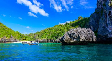 Nui Plajı Cennet Koyu - Koh Phi Phi Don Adası Krabi, Tayland - Tropikal seyahat noktası