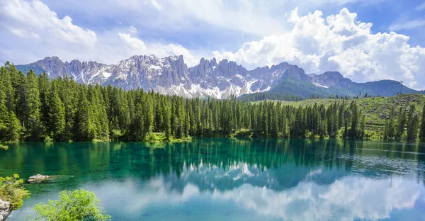 Paradiesische Landschaft Karersee Karersee Den Italienischen Dolomiten Latemar Provinz Bozen — Stockfoto