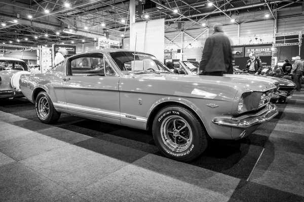 Pony car Ford Mustang GT (first generation), 1965. — Stock Photo, Image
