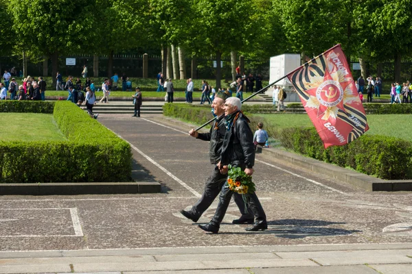 Giorno della Vittoria (9 maggio) a Treptower Park. Berlino, Germania — Foto Stock