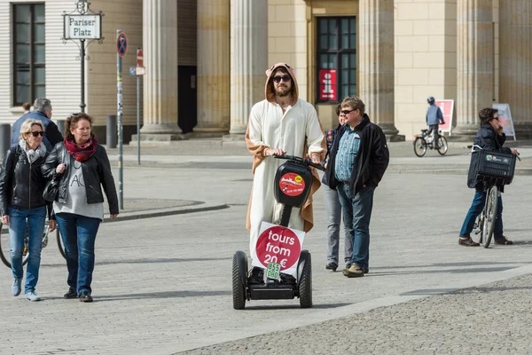 Promoter tours on Segway — Stock Photo, Image