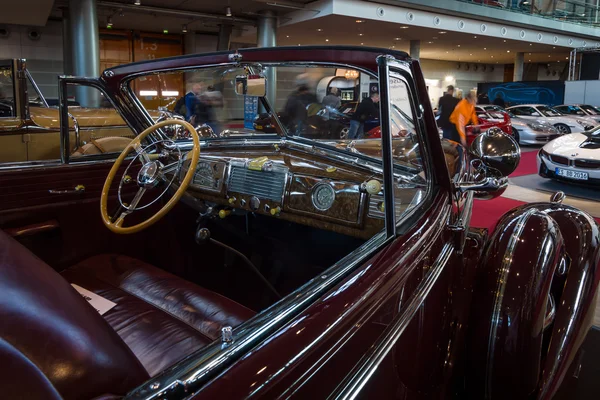 Cabin of full-size car Buick Roadmaster Convertible, 1938 — Stock Photo, Image