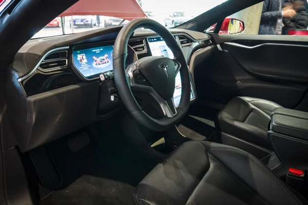 Kabine des Luxusautos Tesla Model s awd 90d, 2015. — Stockfoto