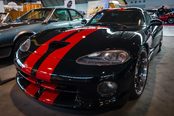 Voiture de sport Dodge Viper GTS, 1999 . — Photo