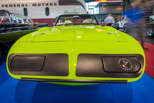 Race Car Plymouth Superbird Cabriolet (producerad i en enda kopia), 1970 — Stockfoto