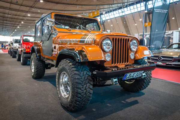 Jeep Wrangler Renegade todoterreno, 1994 — Foto de Stock