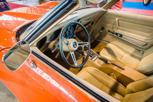 Sportkocsi kabin Chevrolet Corvette stingray Coupe (C3), 1975 — Stock Fotó