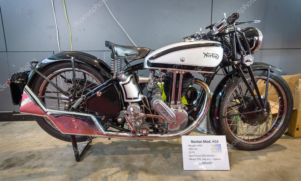 Motorcycle Norton Model 18, 1935. Stock Editorial Photo © S_Kohl