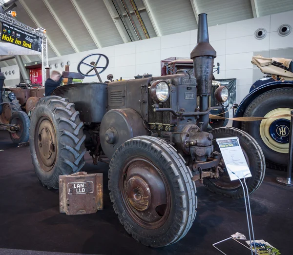 Traktorn Lanz Bulldog D7511 (två-stroke, Hot Bulb motor), tillverkad av Heinrich Lanz AG i Mannheim, 1935. — Stockfoto