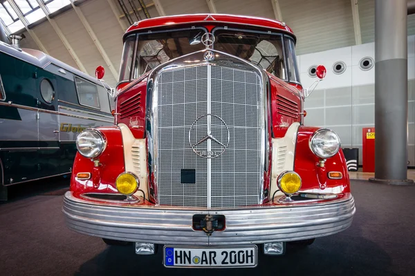 Turistbuss Mercedes-Benz O3500, 1950 — Stockfoto