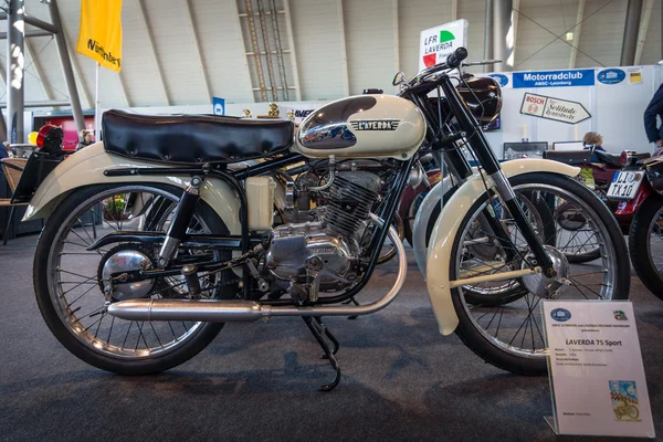 バイクラヴェルダ75スポーツ、1954年. — ストック写真