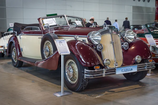 Lüks araba Horch 853a Cabriolet, 1938. — Stok fotoğraf