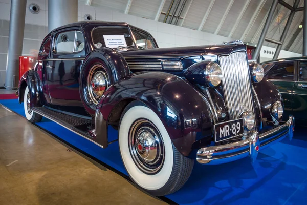 Voiture de luxe Packard Eight Coupe, 1932 . — Photo