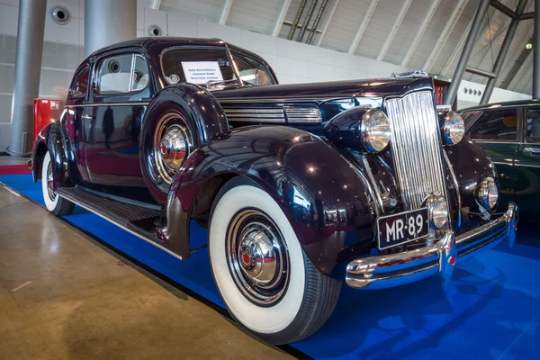 Coche de lujo Packard Eight Coupe, 1932 . — Foto de Stock