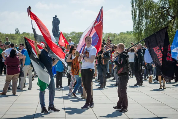 Victory Day in Treptower Park (Soviet war memorial). Berlin. Germany — Stock Photo, Image