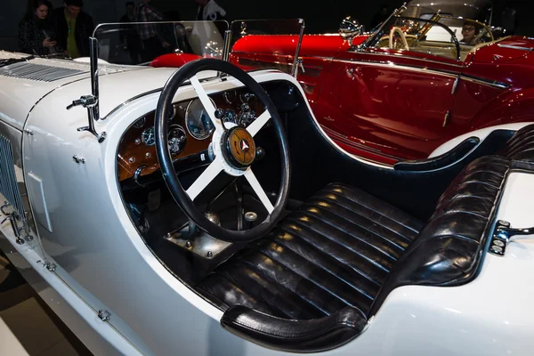 Cabin of a sports car Mercedes-Benz 27/170/225 PS SSK (Super-Sport-Kurz (DE) - Super Sport Short (EN)), 1928. — Stock Photo, Image