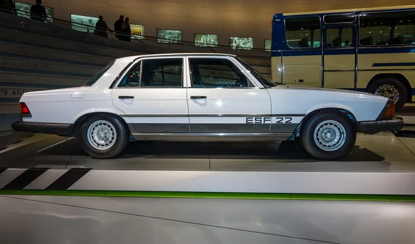 Vehículo de seguridad experimental Mercedes-Benz ESF22, 1973 . — Foto de Stock