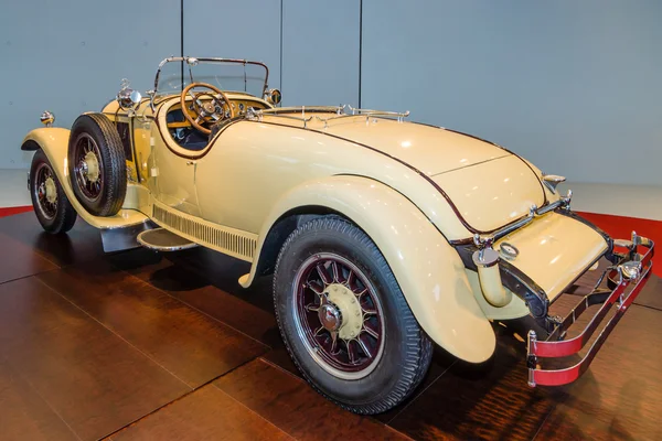 跑车梅赛德斯-奔驰 24/100/140 Ps， 1926 — 图库照片