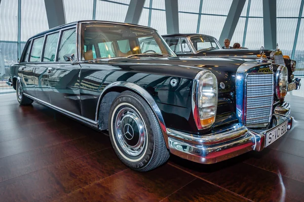 Mercedes-Benz 600 Pullman, 1965 . — стоковое фото