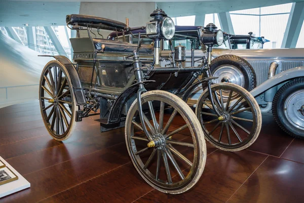 Daimler motor Car, köpt av Moulay Hassan i sultanen av Marocko i 1892. — Stockfoto