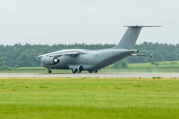 Preparing for takeoff military transport aircraft Antonov An-178. — Stock Photo, Image