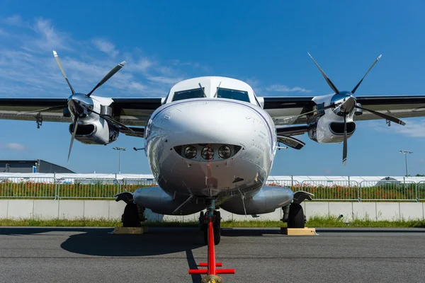 A twin-engine short-range transport aircraft Let L-410NG Turbolet. — Stock Photo, Image