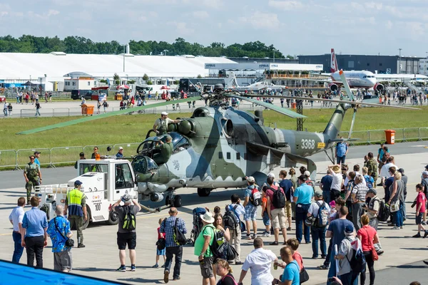 Attack helicopter Mil Mi-24 Hind. Czech Air Force — Stock Photo, Image