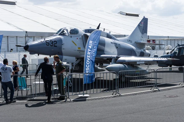 Együléses szubszonikus fuvarozó képes csatarepülőgép Mcdonnell Douglas A-4n Skyhawk. — Stock Fotó