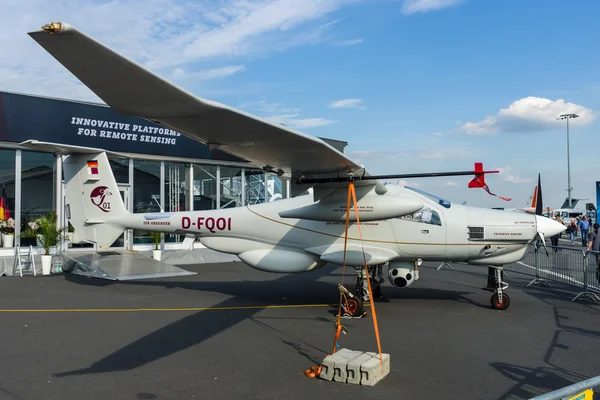 De Duitse verkenningsvliegtuigen stemme Q01-100 (prototype). — Stockfoto