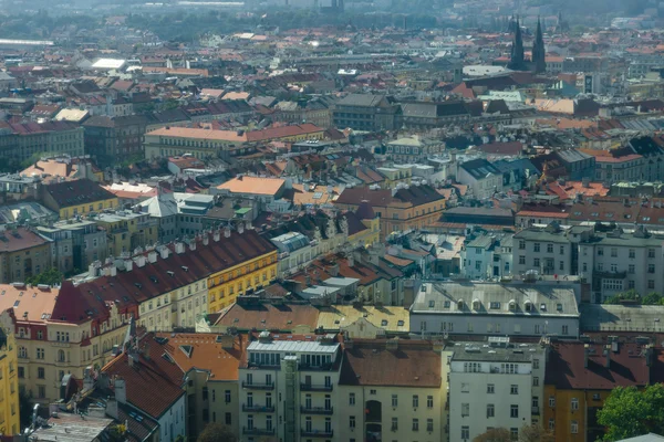 Pohled na prahu z Zizkow televizní věž. Praha - hlavní město České republiky. — Stock fotografie