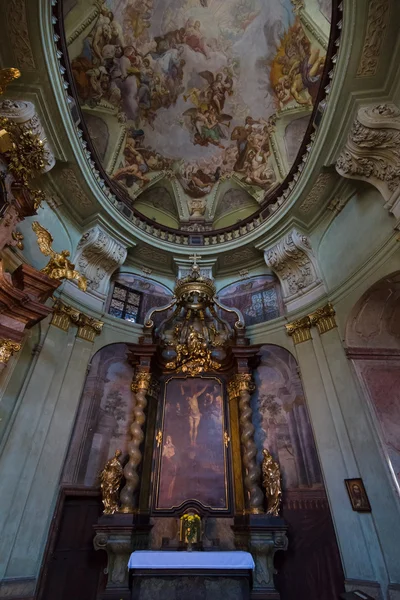 Interieur van de kathedraal van St. Nicolaas (Mala Strana) — Stockfoto