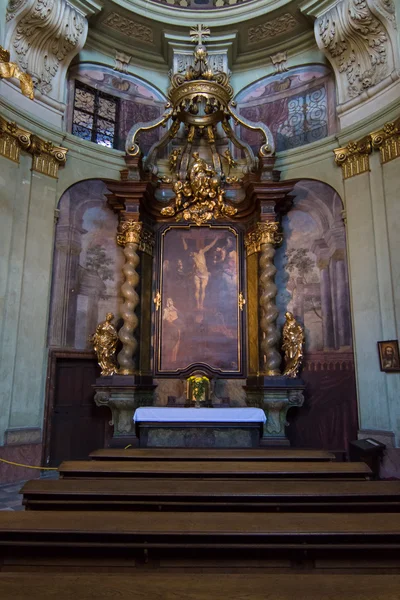 Interiér katedrály svatého Mikuláše (Malá Strana) — Stock fotografie