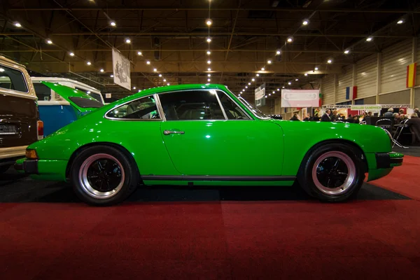 Coche deportivo Porsche 911S — Foto de Stock