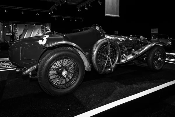 Carro de corrida Alfa Romeo 8C 2300 Monza. Preto e branco — Fotografia de Stock