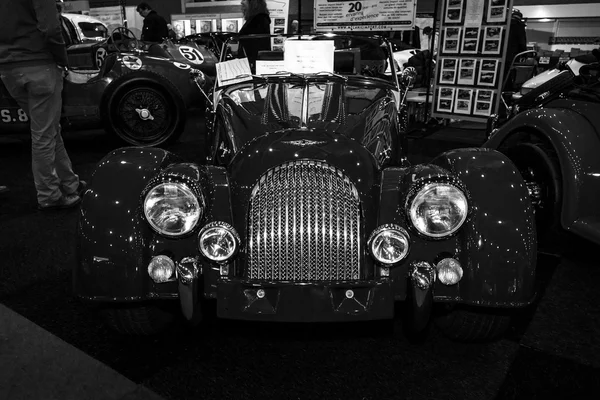 Coche deportivo Morgan Plus 4 . — Foto de Stock