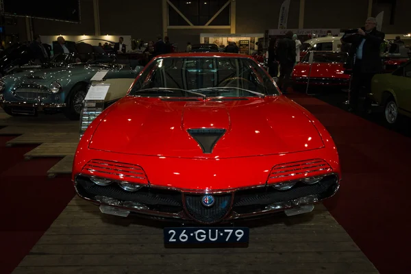 Coche deportivo Alfa Romeo Montreal — Foto de Stock