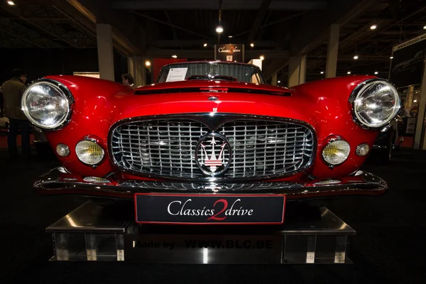 Car Maserati 3500 GT Coupe (Tipo 101), 1959 — Stock Photo, Image