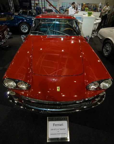 Sportovní vůz Ferrari 330gt 2 plus 2 "Interim", 1965 — Stock fotografie