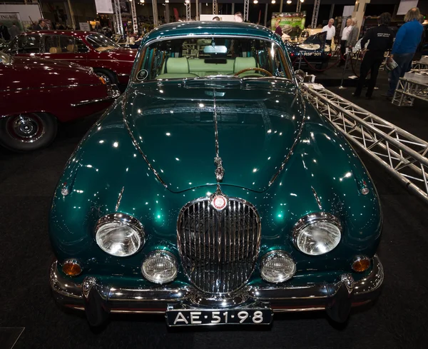 A sports saloon Jaguar Mk 2 County Prototype, 1962 — Stock Photo, Image