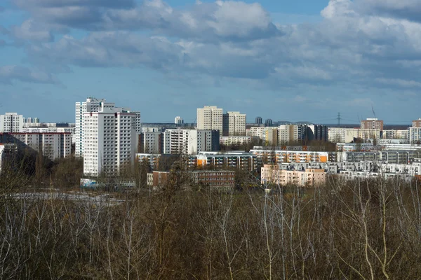 Casa de vários andares área residencial de Berlim - Marzahn . — Fotografia de Stock