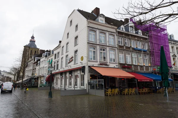 Maastricht. De straten en pleinen in het historische centrum. — Stockfoto